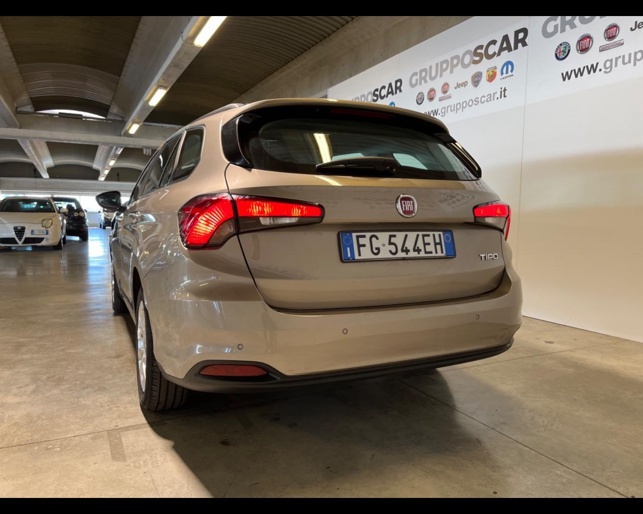 Fiat Tipo (2015-->) - Tipo 1.6 Mjt S&S SW Easy Business