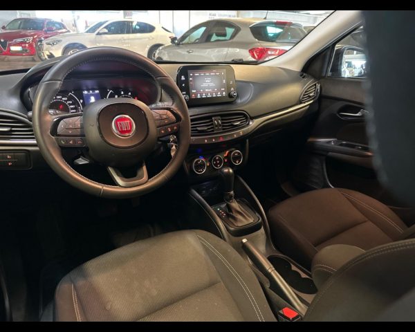 Fiat Tipo (2015-->) - Tipo 1.6 Mjt S&S DCT SW S-Design