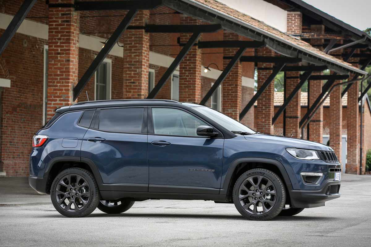 Jeep Compass My23 Night Eagle 1.6 Diesel 130hp Mt Fwd