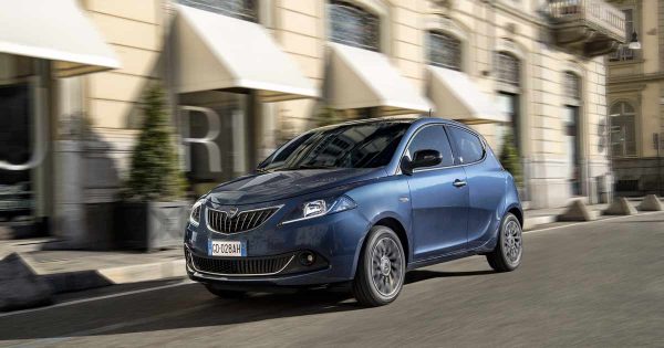 Lancia Ypsilon My23 1.0 Firefly 70 CvStart&Stop Hybrid Gold