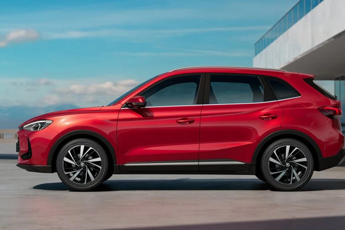 nuova mg zs benzina gruppo scar 2025